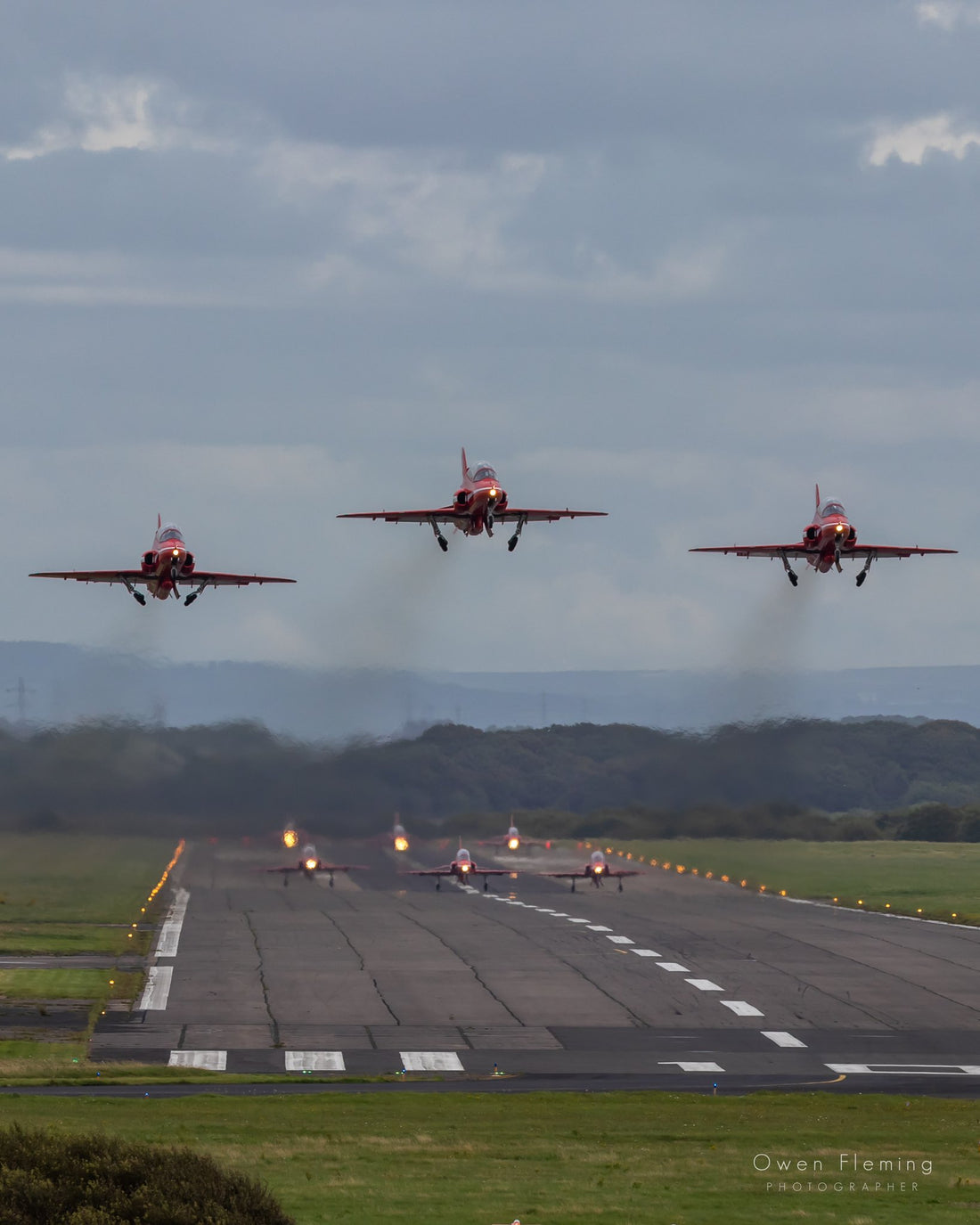 How To See The Red Arrows at Hawarden Airport | August 2023